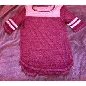 SO Kohl’s Red Relaxed Tee